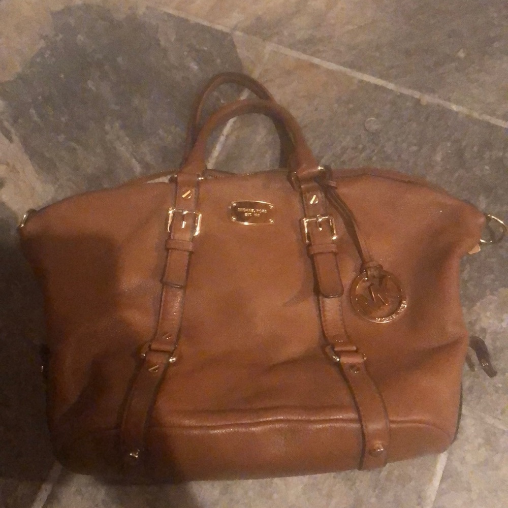 Micheal Kors Purse